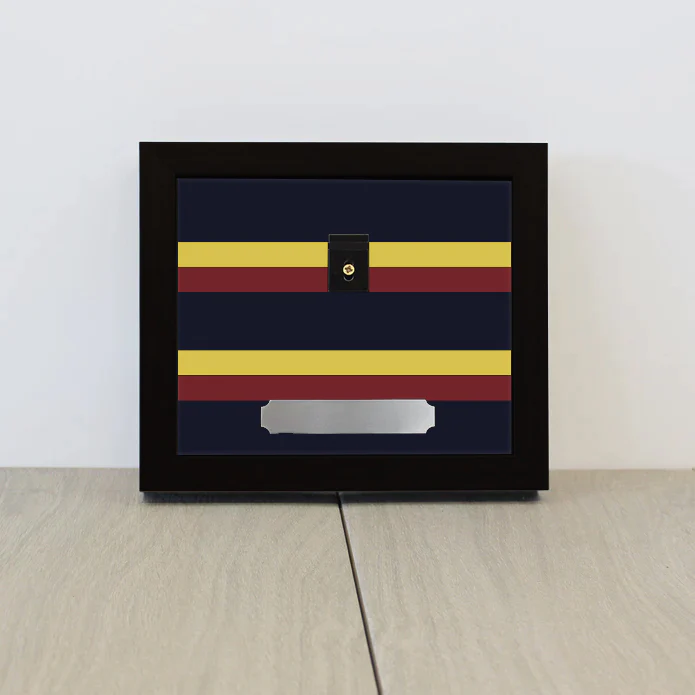 REME Medal Display Case – Handmade Wooden Frame for Up to 4 Medals - Image 4